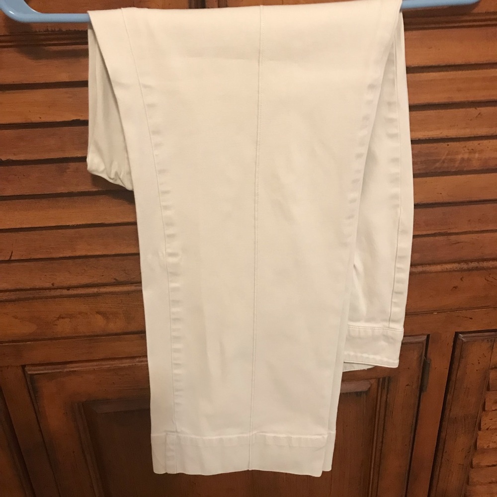 🌟 CAbi Khaki Pants - Size 12 🌟